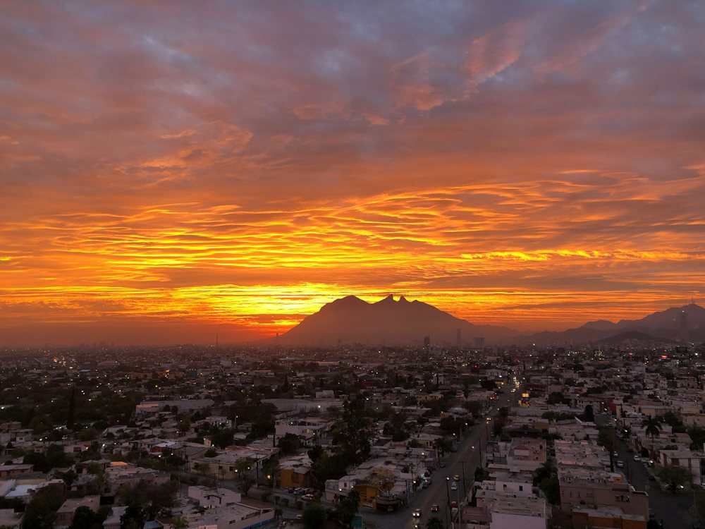 Atardecer sobre Monterrey